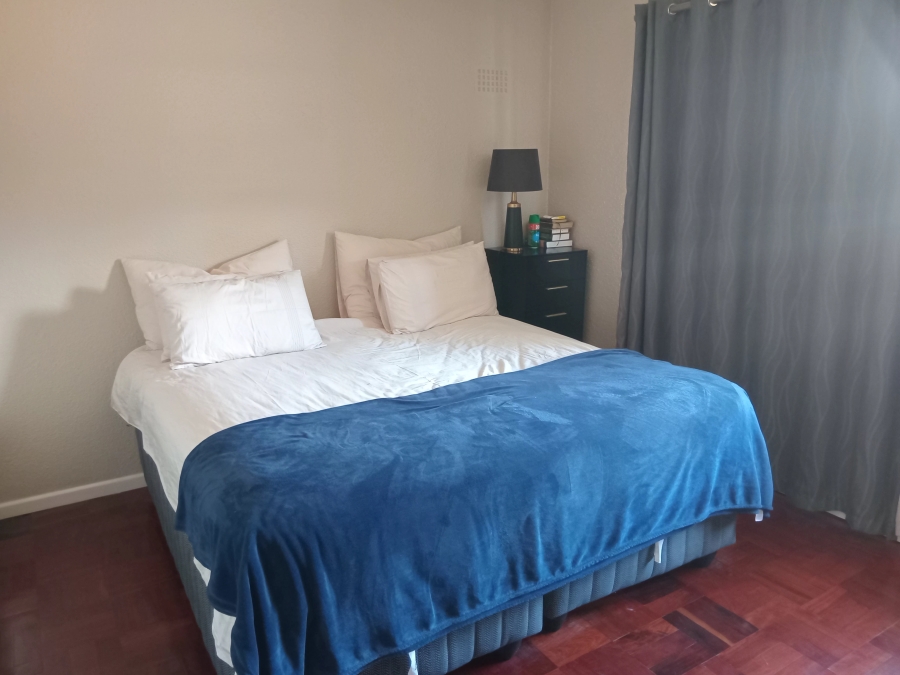 To Let 3 Bedroom Property for Rent in Kenilworth Western Cape